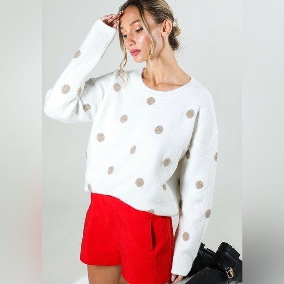 Winter White Sweater w/Cooper Sparkly Circles - Picture 2 of 7